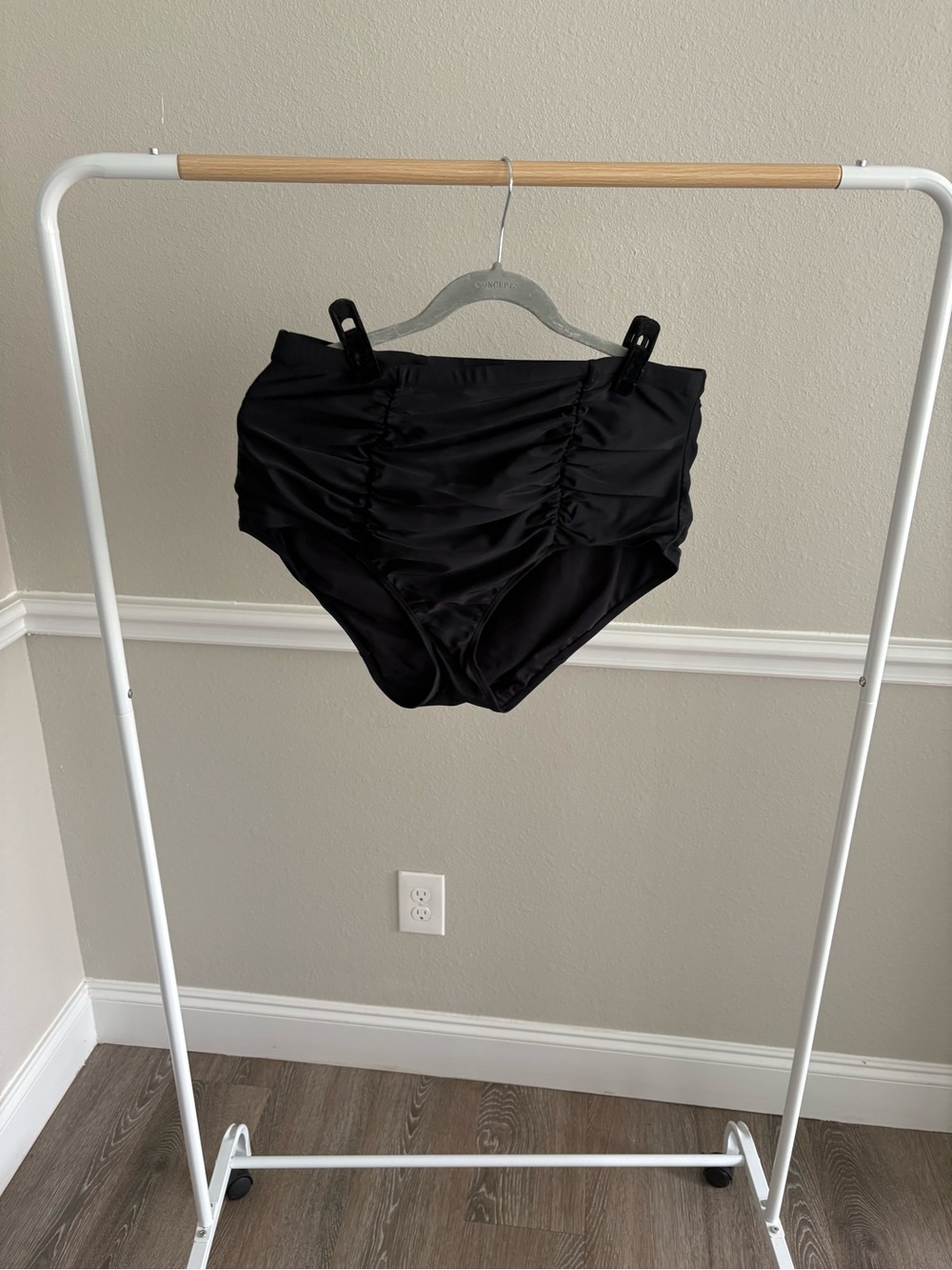 Torrid Size 2 (18/20) Black High-Waist Rusched Swim Bottoms